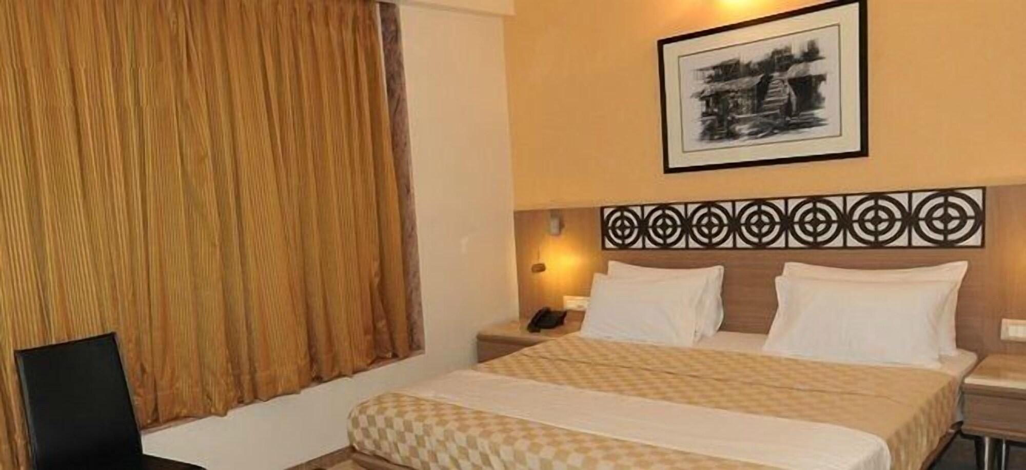 Hotel Unicontinental Mumbai Bagian luar foto
