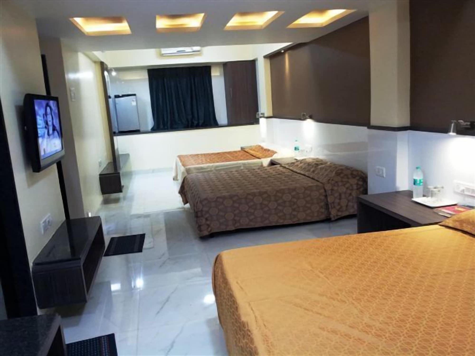 Hotel Unicontinental Mumbai Bagian luar foto