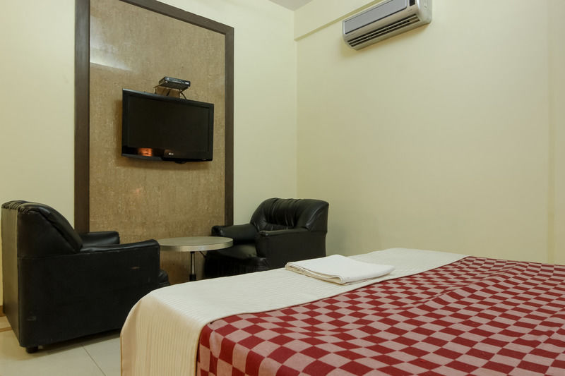 Hotel Unicontinental Mumbai Bagian luar foto